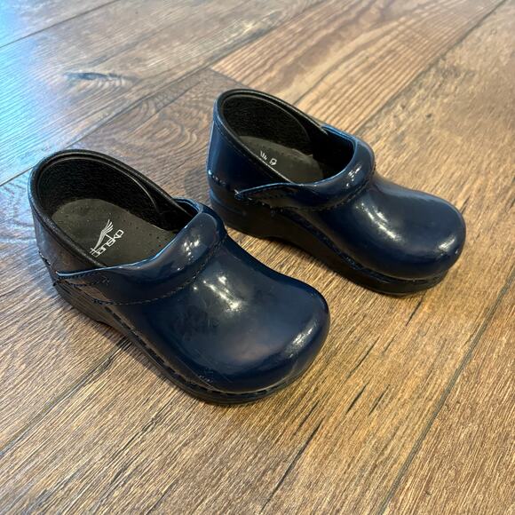Dansko Clogs Navy Leather Toddler Orthotic Shoes Size Kids 26 US Tod 9.5 - Picture 1 of 8